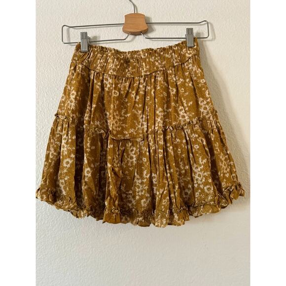 Olivaceous Seed Ruffle Skirt - Picture 3 of 9